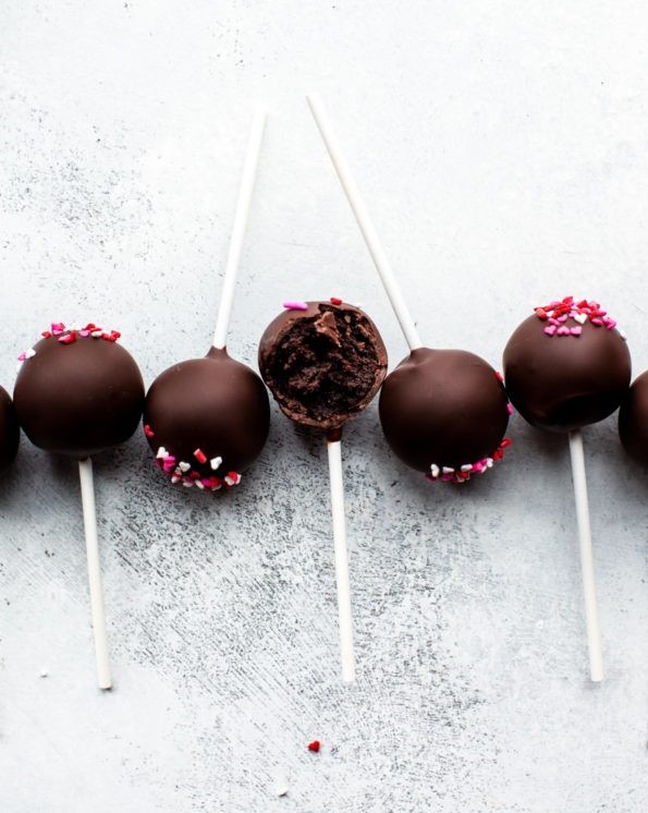 Image of choco cake pops